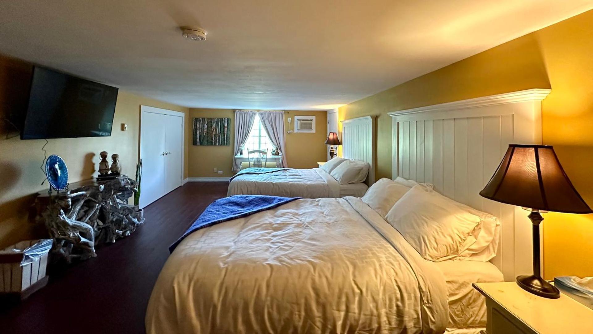 Pathsaala Inn & Restaurant Perth-Andover ภายนอก รูปภาพ